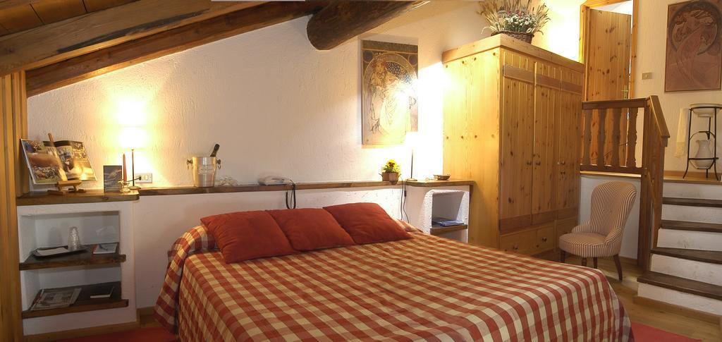 Hotel La Grange - Animal Chic Hotel Courmayeur Værelse billede