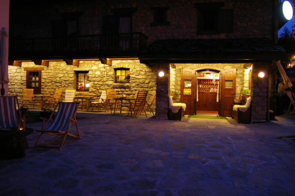 Hotel La Grange - Animal Chic Hotel Courmayeur Eksteriør billede
