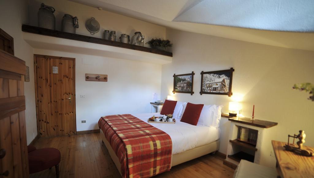 Hotel La Grange - Animal Chic Hotel Courmayeur Eksteriør billede